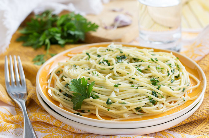Pasta with garlic, extra virgin olive oil and parsley.