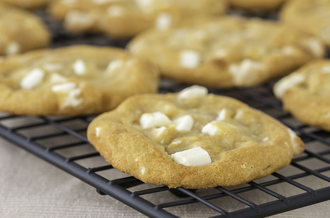  White chocolate macadamia nut cookies. 