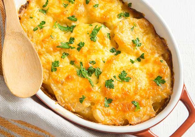 Delicious creamy cheesy potatoes au gratin.